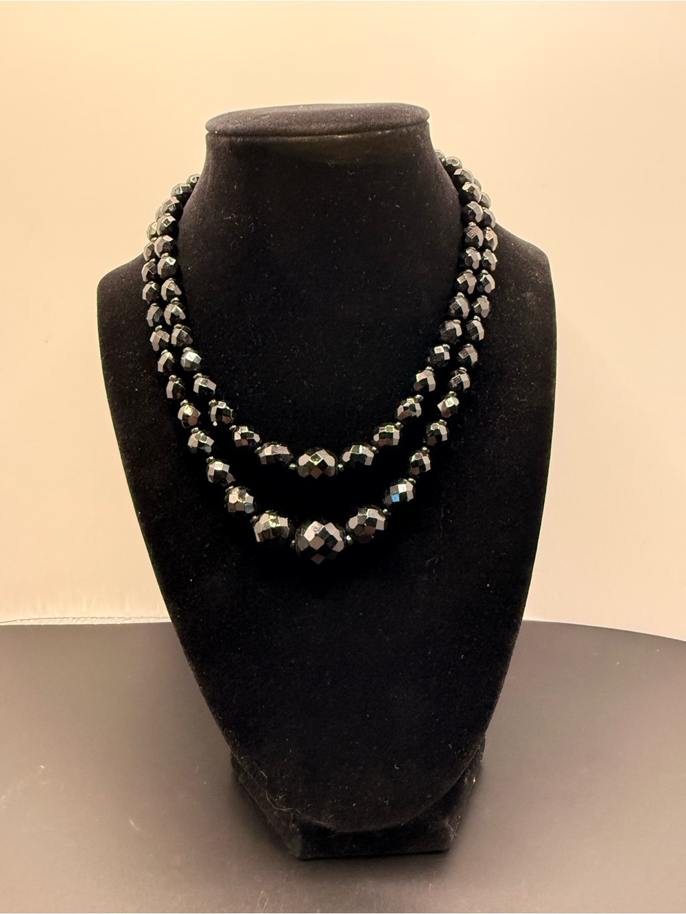 VTG Double Strand Layered Faceted Black Glass Graduated Beaded Necklace 16”